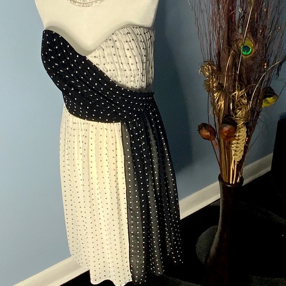 Cute little cocktail DRESS - Picture 1 of 8